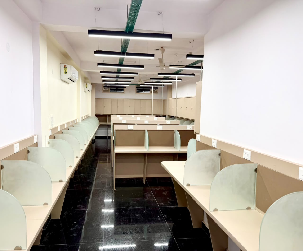 Individual study desk at Buudhaa Library